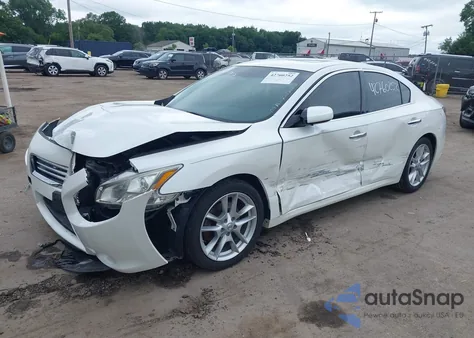 2013 Nissan Maxima 3.5 S z USA, uszkodzony, nr VIN 1N4AA5AP9DC823322